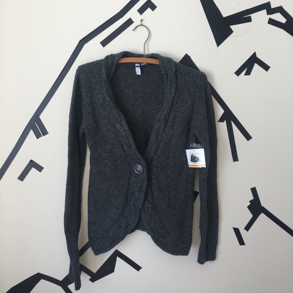 Cardigan - Picture 2 of 2